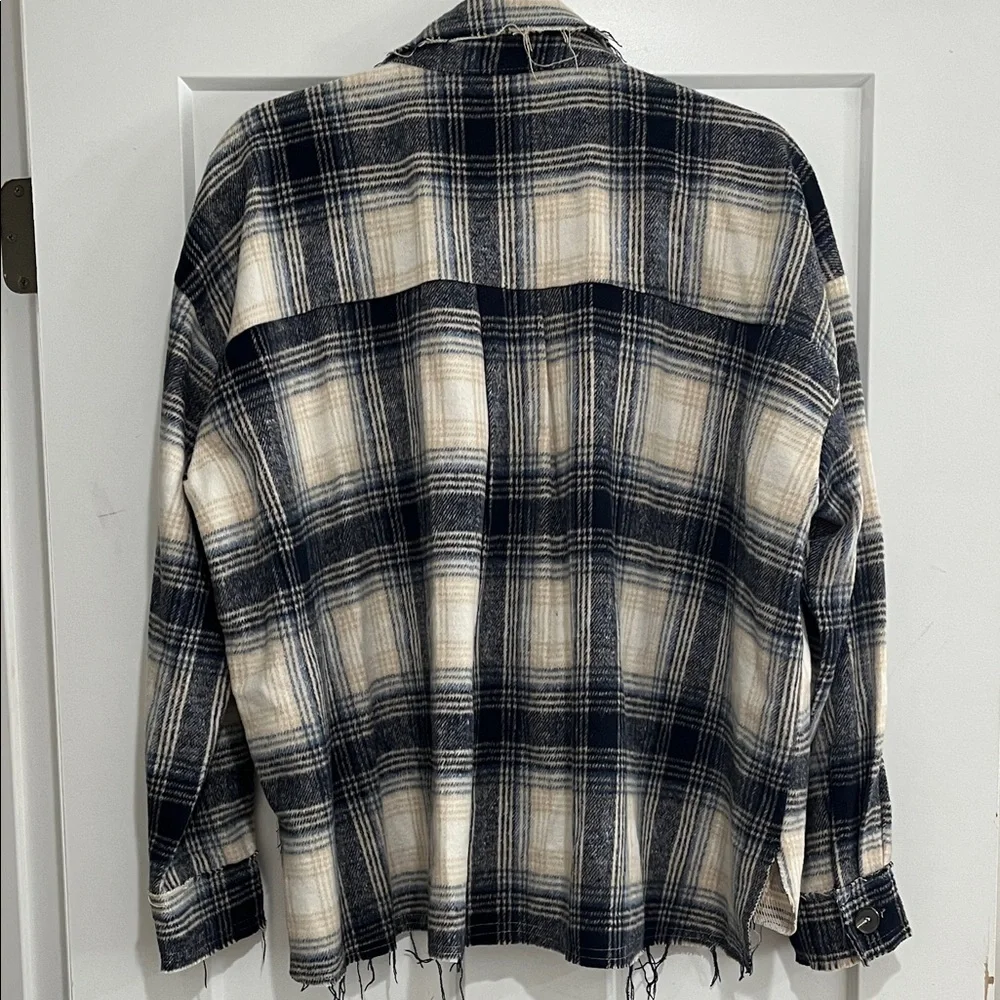 Plaid Frayed Hem Flannel Shacket - Picture 5 of 5